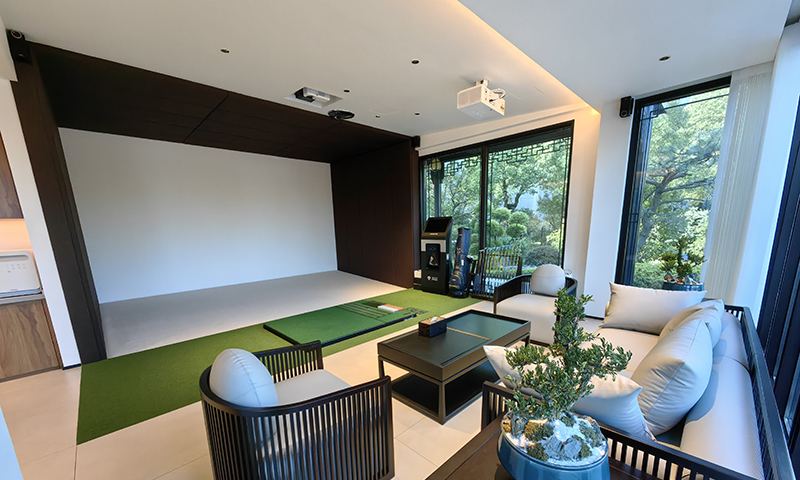 别墅室内高尔夫案例